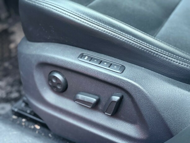 volkswagen-sharan-diesel-2011-big-8