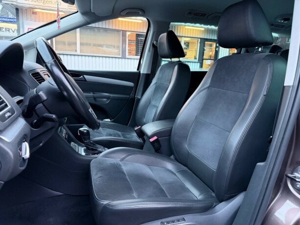 volkswagen-sharan-diesel-2011-big-7