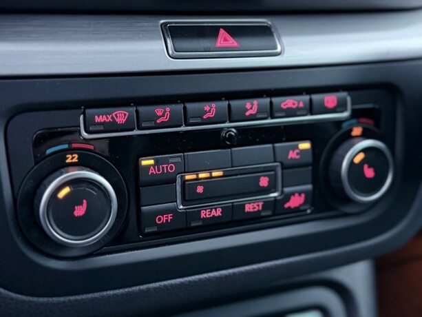 volkswagen-sharan-diesel-2011-big-17