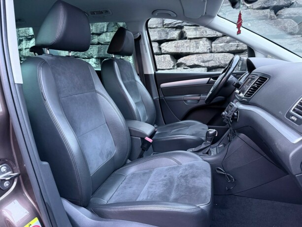 volkswagen-sharan-diesel-2011-big-10