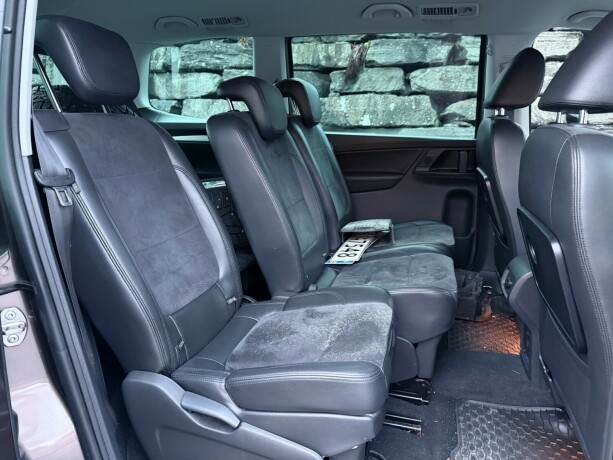 volkswagen-sharan-diesel-2011-big-13