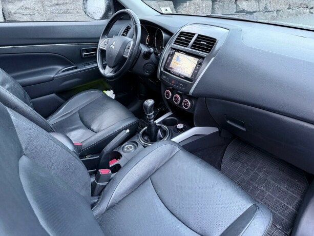 mitsubishi-asx-diesel-2013-big-8