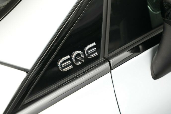 mercedes-benz-eqe-suv-elektrisitet-2023-big-37