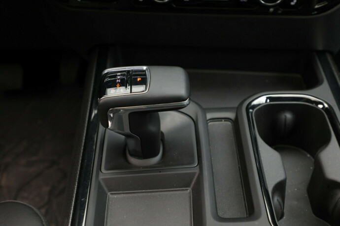 chevrolet-silverado-diesel-2024-big-21