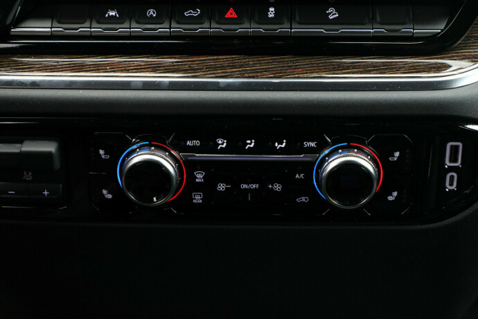 gmc-sierra-diesel-2024-big-18