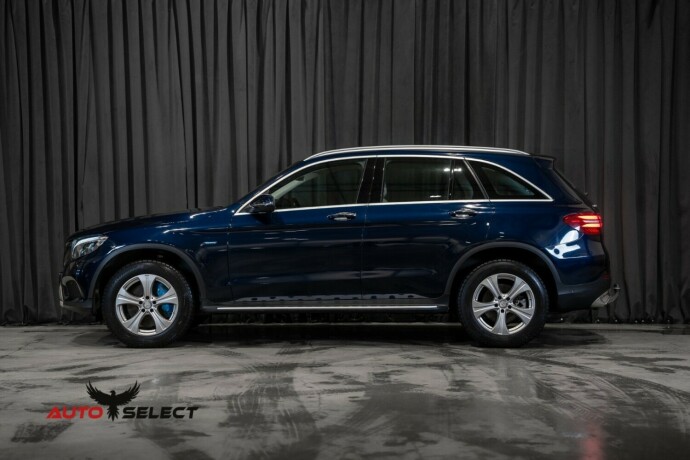 mercedes-benz-glc-elektrisitetbensin-2016-big-7
