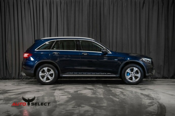mercedes-benz-glc-elektrisitetbensin-2016-big-11