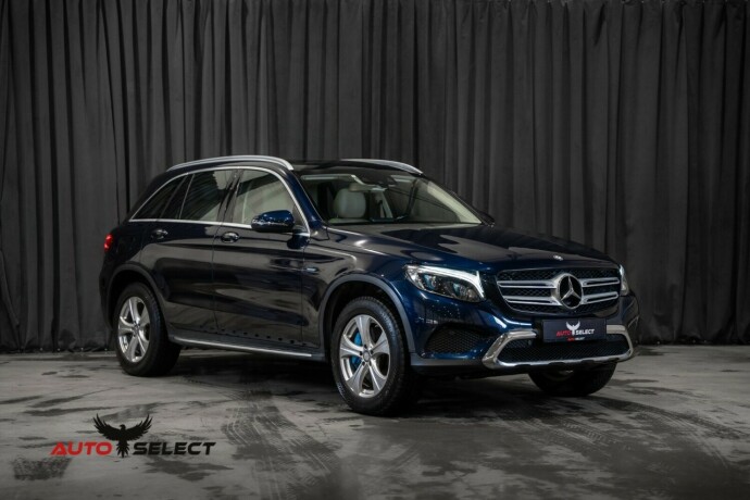 mercedes-benz-glc-elektrisitetbensin-2016-big-3