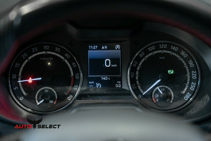 skoda-octavia-rs-diesel-2016-big-22