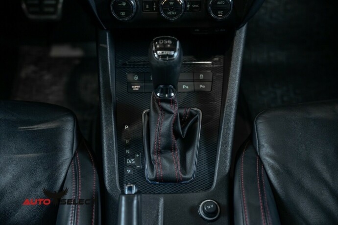 skoda-octavia-rs-diesel-2016-big-34