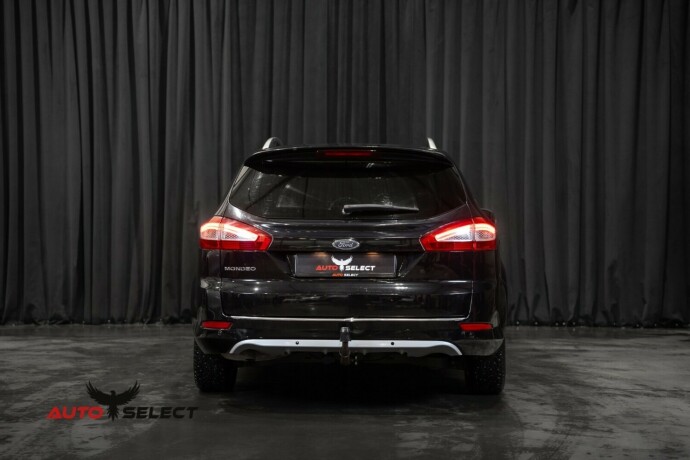 ford-mondeo-diesel-2012-big-8