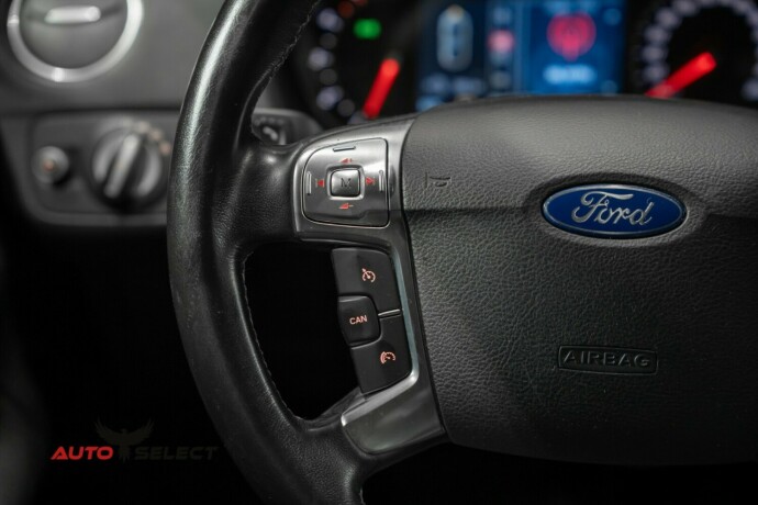 ford-mondeo-diesel-2012-big-29