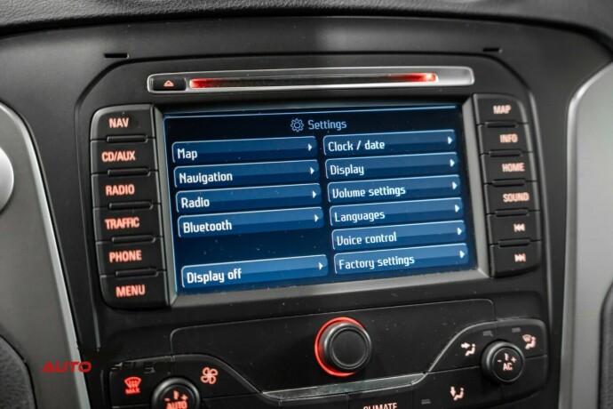 ford-mondeo-diesel-2012-big-39