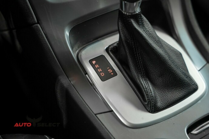 ford-mondeo-diesel-2012-big-35