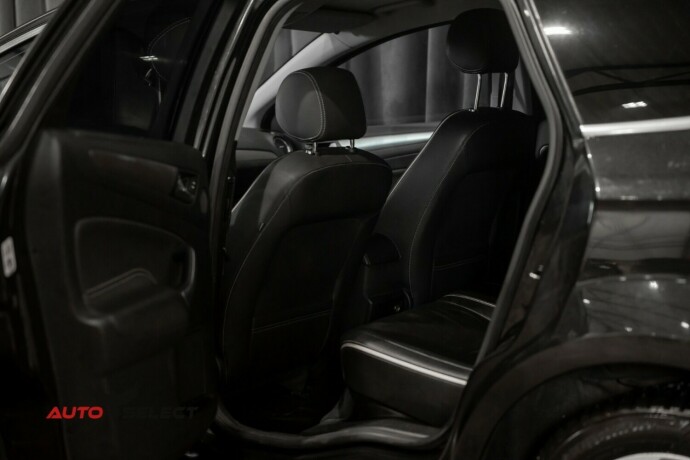 ford-mondeo-diesel-2012-big-12