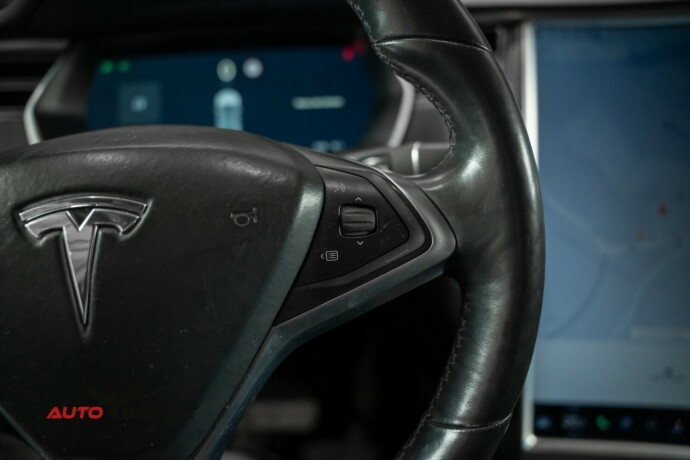 tesla-model-x-elektrisitet-2017-big-33