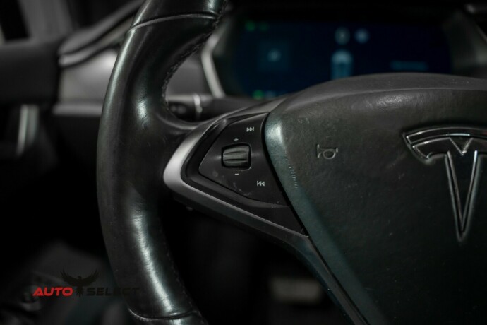 tesla-model-x-elektrisitet-2017-big-32