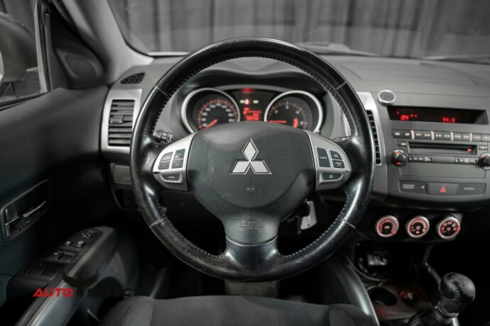 mitsubishi-outlander-diesel-2008-big-23