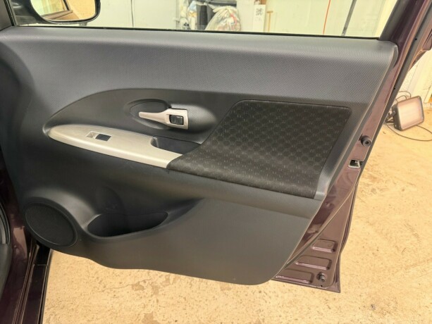 toyota-urban-cruiser-diesel-2010-big-16