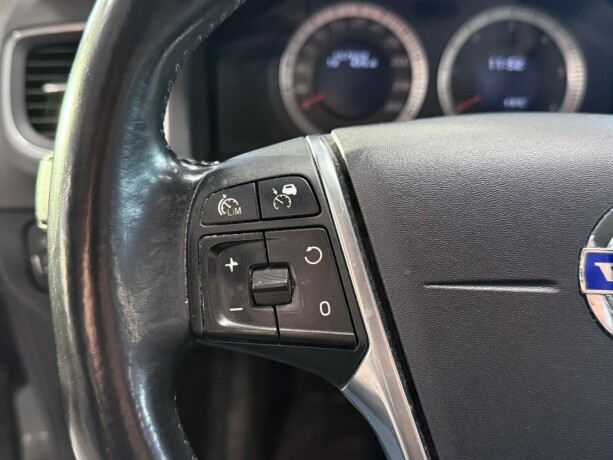 volvo-s60-diesel-2011-big-14