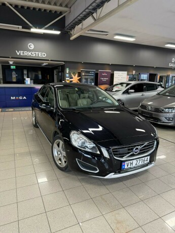 volvo-s60-diesel-2011-big-1