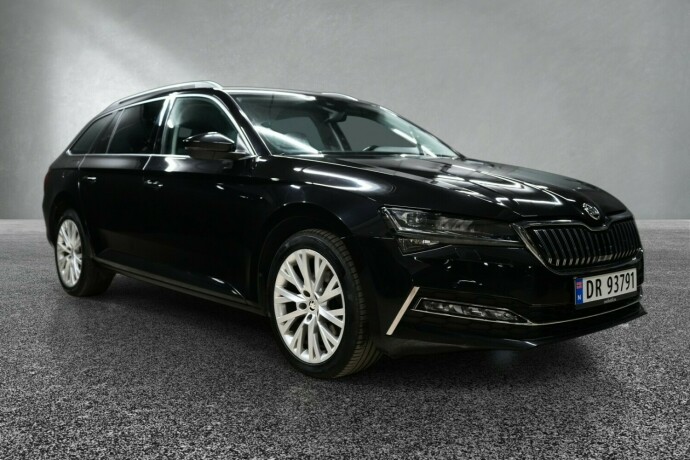 skoda-superb-elektrisitetbensin-2021-big-6