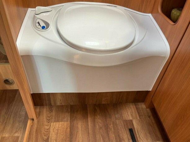 hymer-mlt-580-mercedes-2-enkle-senger-truma-6eh-l-kj248kken-fukt-gasstest-diesel-2017-big-54