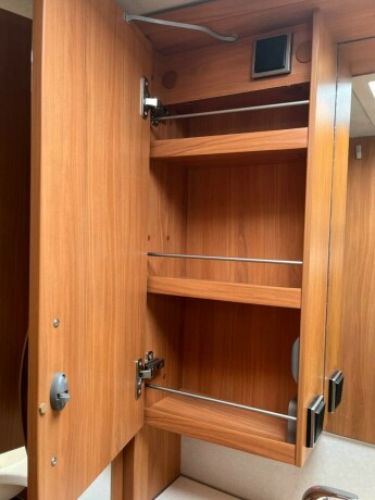 hymer-mlt-580-mercedes-2-enkle-senger-truma-6eh-l-kj248kken-fukt-gasstest-diesel-2017-big-53