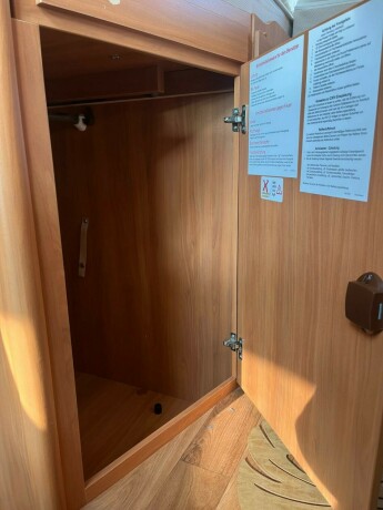 hymer-mlt-580-mercedes-2-enkle-senger-truma-6eh-l-kj248kken-fukt-gasstest-diesel-2017-big-63