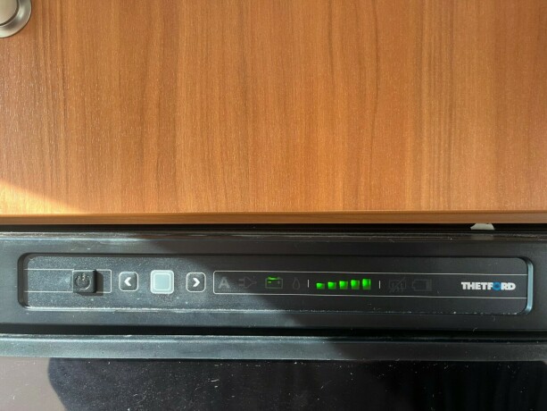 hymer-mlt-580-mercedes-2-enkle-senger-truma-6eh-l-kj248kken-fukt-gasstest-diesel-2017-big-45