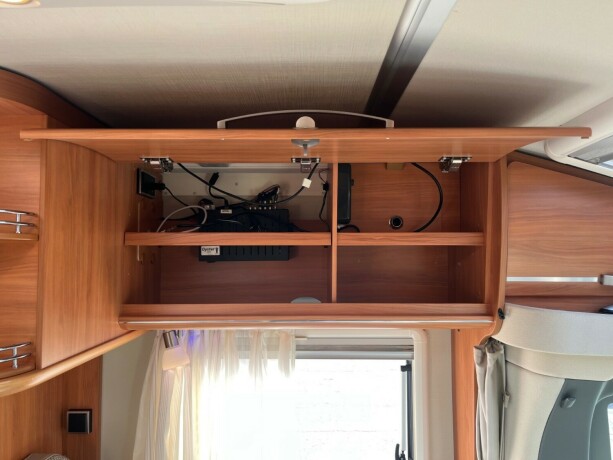 hymer-mlt-580-mercedes-2-enkle-senger-truma-6eh-l-kj248kken-fukt-gasstest-diesel-2017-big-32