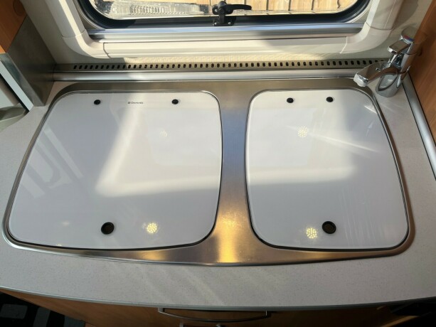 hymer-mlt-580-mercedes-2-enkle-senger-truma-6eh-l-kj248kken-fukt-gasstest-diesel-2017-big-38