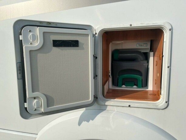 hymer-mlt-580-mercedes-2-enkle-senger-truma-6eh-l-kj248kken-fukt-gasstest-diesel-2017-big-11