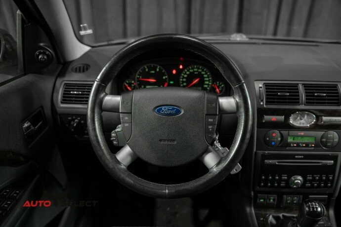 ford-mondeo-diesel-2003-big-24