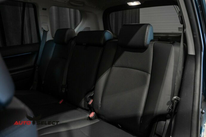 toyota-land-cruiser-diesel-2022-big-20