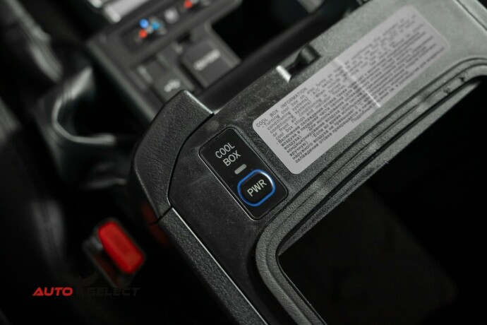 toyota-land-cruiser-diesel-2022-big-44