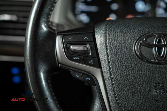 toyota-land-cruiser-diesel-2022-big-34