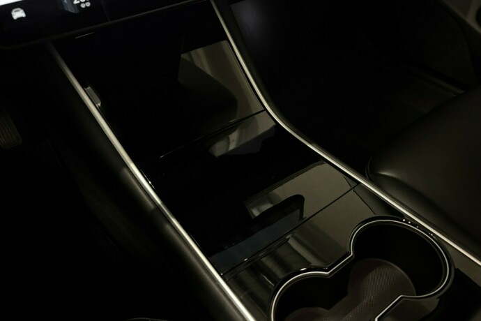 tesla-model-3-elektrisitet-2019-big-24