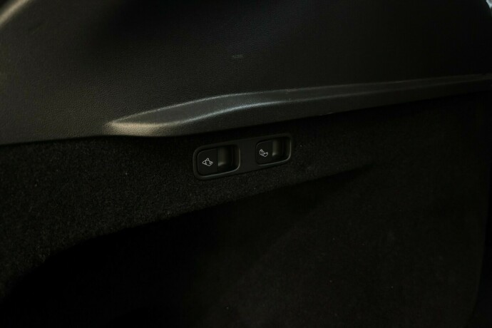 tesla-model-y-elektrisitet-2023-big-10