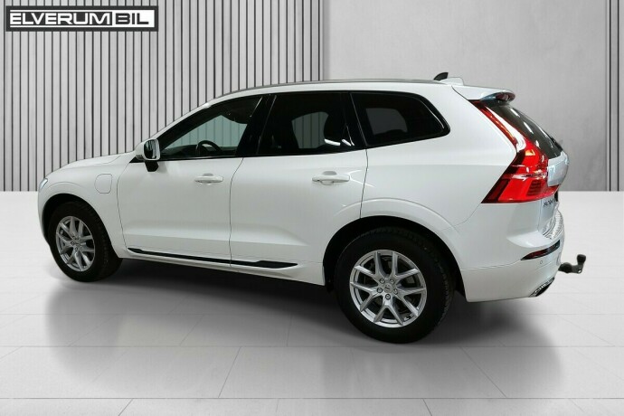 volvo-xc-60-elektrisitetbensin-2021-big-4