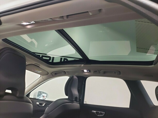 volvo-xc-60-elektrisitetbensin-2021-big-25