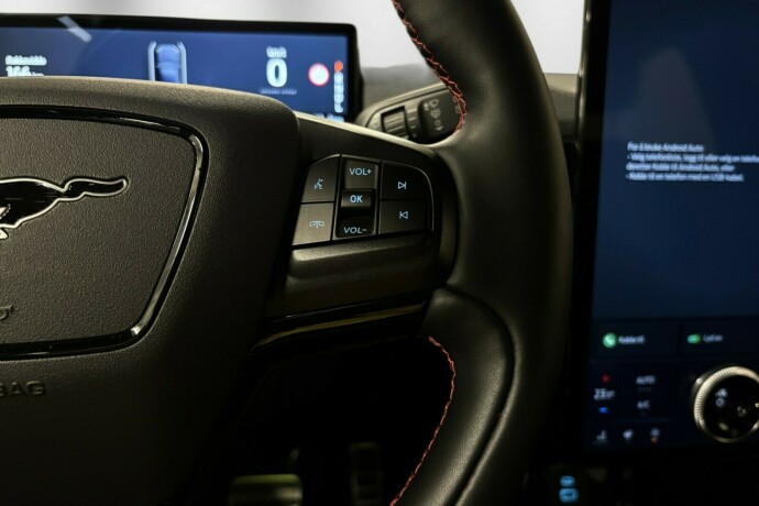 ford-mustang-mach-e-elektrisitet-2022-big-20