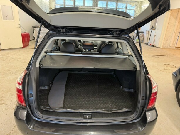 subaru-legacy-bensin-2009-big-18