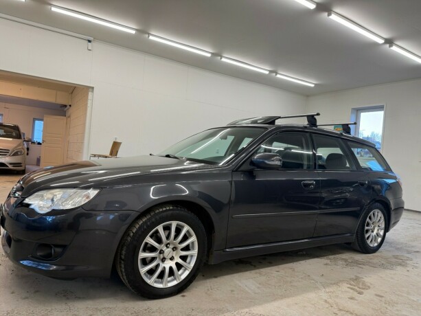subaru-legacy-bensin-2009-big-0