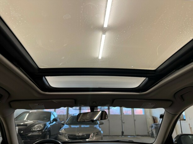 subaru-legacy-bensin-2009-big-21