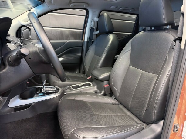 nissan-navara-diesel-2017-big-12