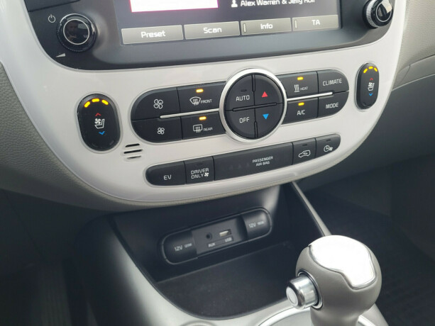 kia-soul-elektrisitet-2018-big-21