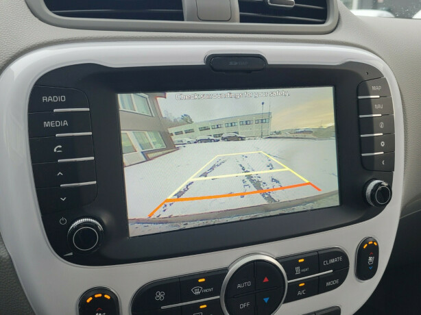 kia-soul-elektrisitet-2018-big-18