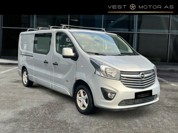 opel-vivaro-diesel-2017-big-0