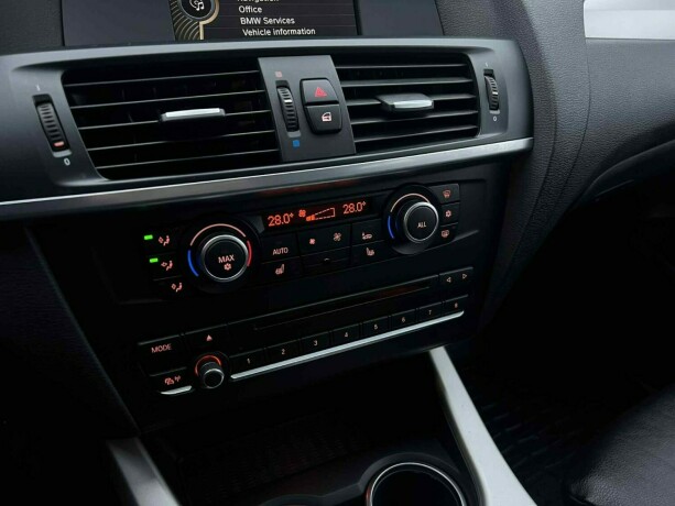 bmw-x3-diesel-2011-big-17